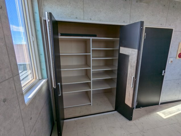 昭和中央4丁目貸店舗の収納