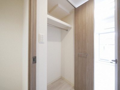 【収納】 | プレサンス天神橋筋六丁目ヴォワール | たっぷりとした収納スペースです
