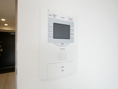 【セキュリティ】 | プレサンス天神橋筋六丁目ヴォワール | モニター付きインターホンです