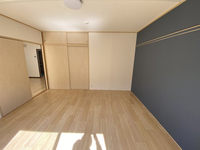 サンシティ芝崎の洋室