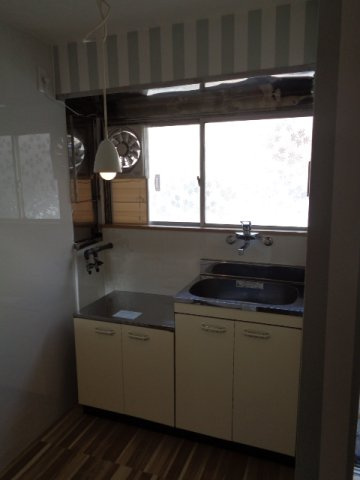 赤川貸家のキッチン