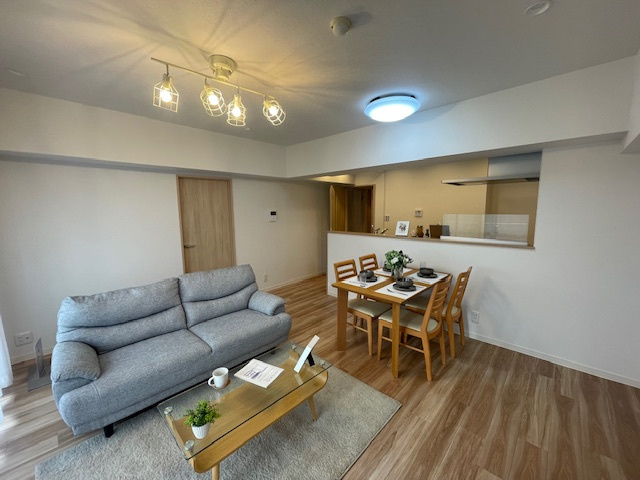 【居間・リビング】ネオハイツ荒川公園 