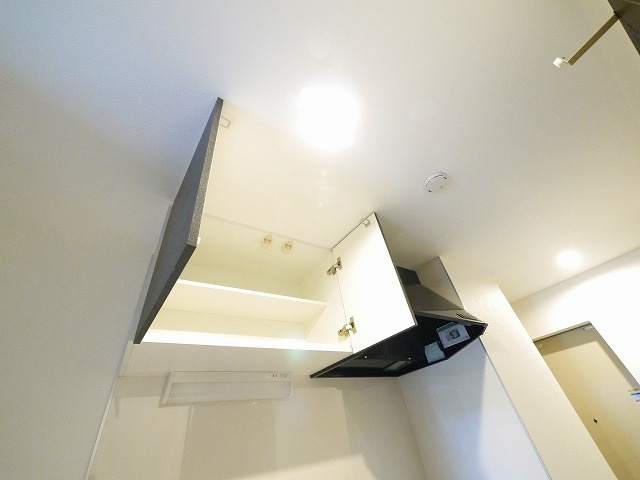 ジーメゾン富雄エヴァースのキッチン