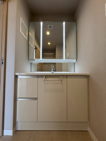 【独立洗面台】コスモ南浦和ステーシア 