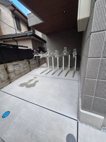 ル・ポン　ヴェール中央林間の駐車場