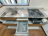 【キッチン】 | シティパル春日Ⅱ☆仲介手数料無料☆ | 対面式のカウンターキッチン♪テレビを見ながら？お子さんの宿題を見ながら？お話しながら？色んな「～ながら」で料理が楽しくできちゃいます(＾＾)