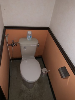 【トイレ】 | 柏原バイパスタウン | 残置物