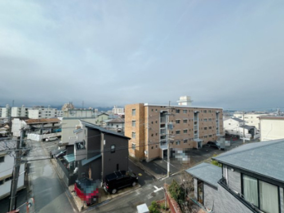 【展望】 | ロマネスク飯倉☆仲介手数料無料☆ | バルコニーからの展望。遮る建物が無く、素敵な景観と暖かい日差しをお部屋に運んでくれます♪