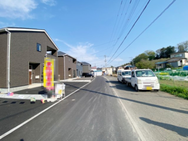 祝　成約済み　八王子市　川口町　新築戸建て　８５期の前面道路含む現地写真|～仲介手数料無料☆八王子ひなた不動産～八王子市川口町　新築戸建て