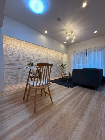 【居間・リビング】豊島園パークマンション 