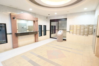 【エントランス】