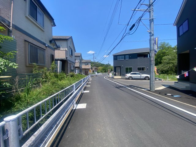 祝　成約済み　八王子市　川口町　新築戸建て　８５期の前面道路含む現地写真|～仲介手数料無料☆八王子ひなた不動産～八王子市川口町　新築戸建て