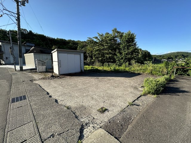 見附市細越１丁目駐車場