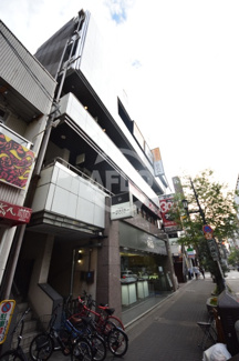 【エントランス】 | FUKU BLD.SHINSAIBASHI　エントランス