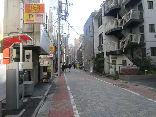 東京都港区芝2-15-13売店舗事務所の周辺