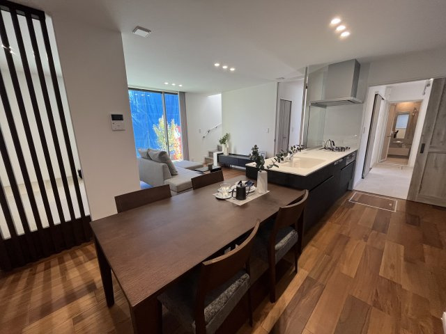 宮場町MJプラザB棟のキッチン|ダイニングキッチン②