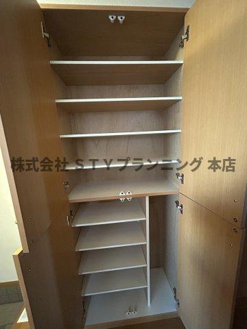 仲介手数料０円！フォレスタ神の倉の収納