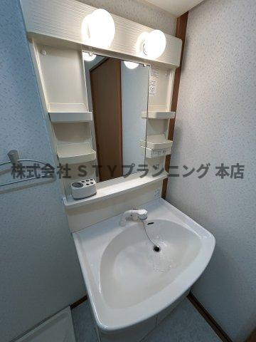 仲介手数料０円！フォレスタ神の倉の独立洗面台