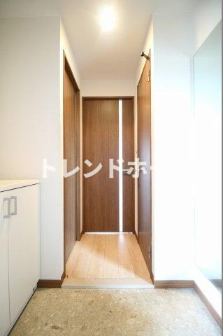 レオンコンフォート大手通の玄関|選べる家電プランあり！！