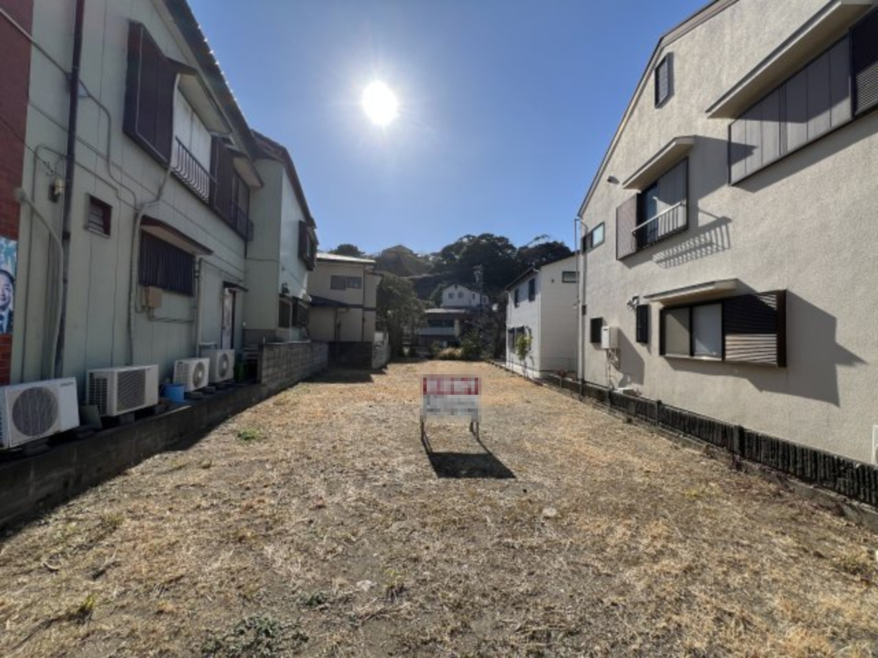 海まで徒歩５分！３路線利用可能な海近の売地