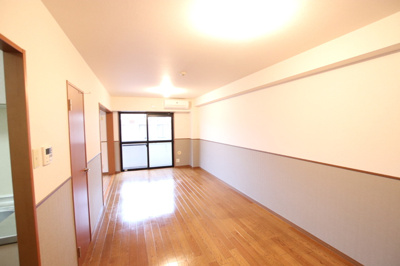 ※照明は設備ではありません。