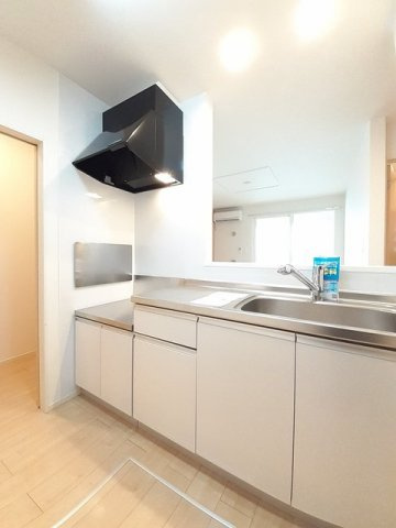 ドムス・ウィスタリアⅤのキッチン|キッチンでお料理をお楽しみください