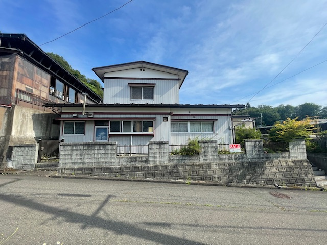 花巻市高木第20地割　中古住宅の外観
