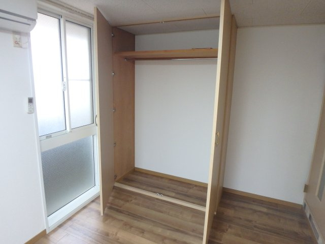 【収納】 | カサ・カルロサⅡ | 大きなものも収納できそうです
