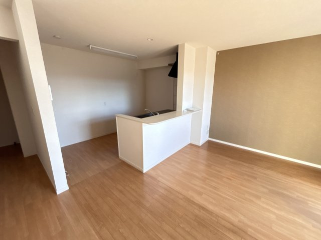 サンプリンセス八幡C