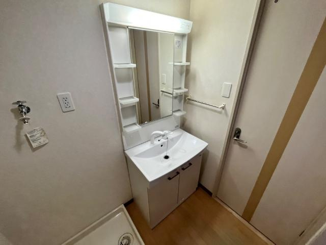 【洗面所】 | ネアポリス | 洗髪洗面化粧台