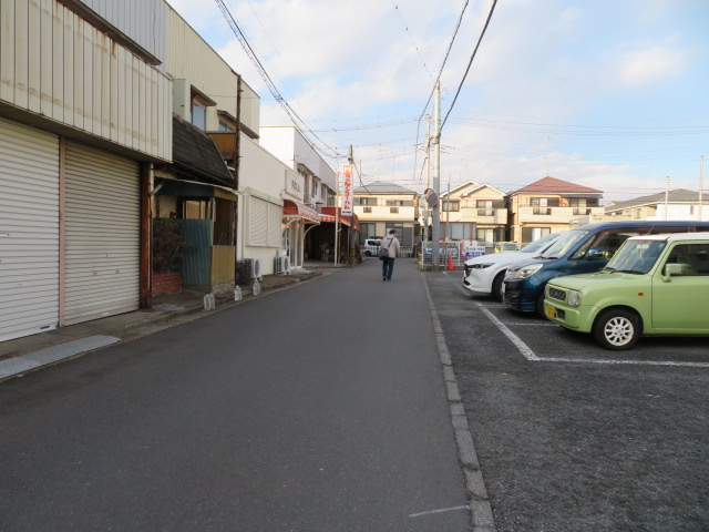 さいたま市見沼区大字新堤の倉庫の周辺