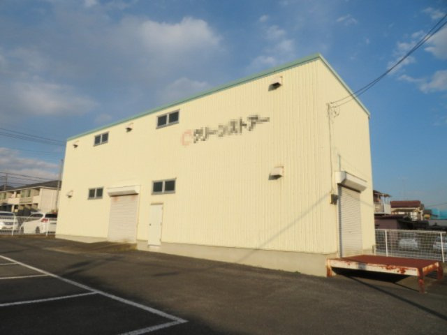 さいたま市見沼区大字新堤の倉庫