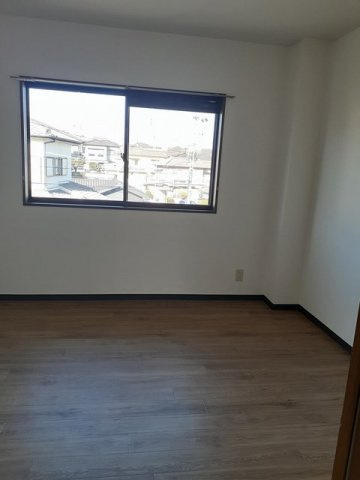 ドミールエスポアの洋室