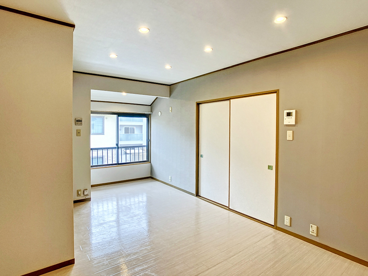 ハイカムール耕納