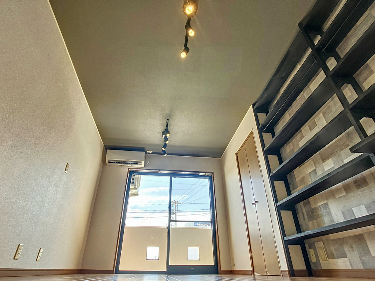 アーバン・コロニー