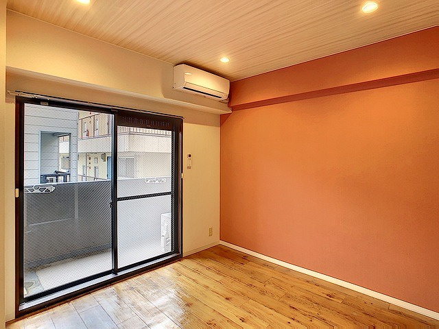 サンライズ山善の居間・リビング