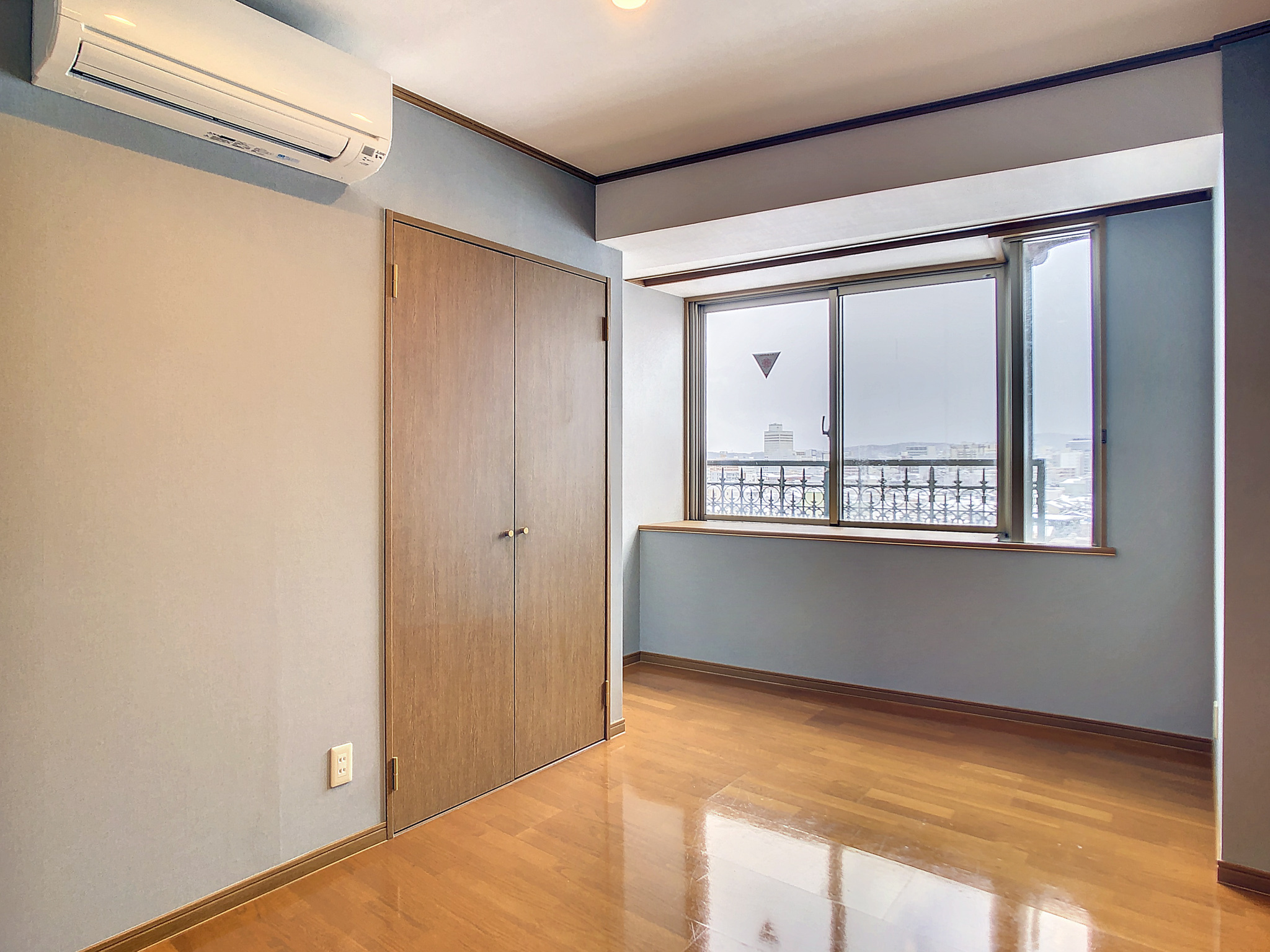 メリディアンコート