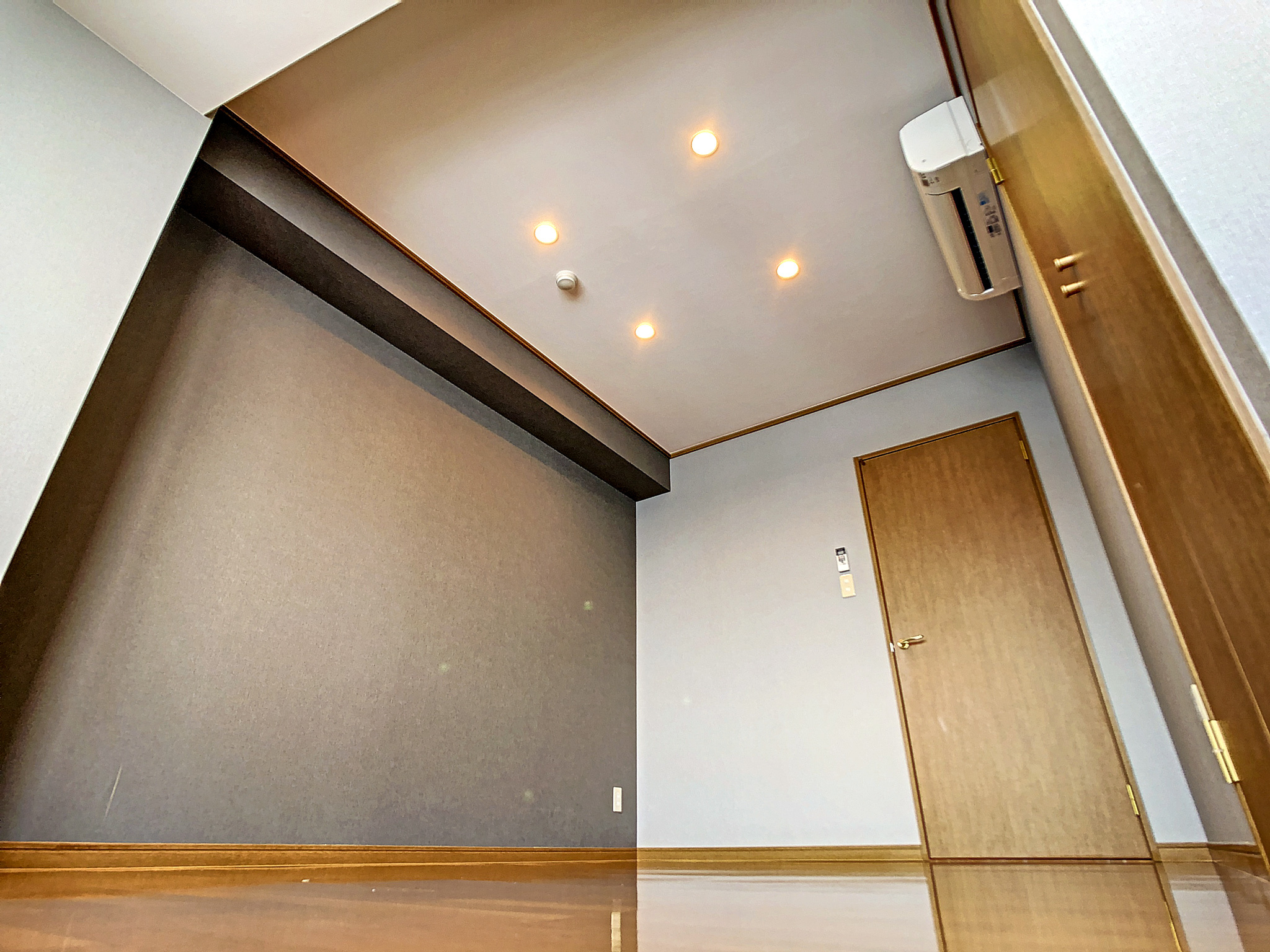 メリディアンコート