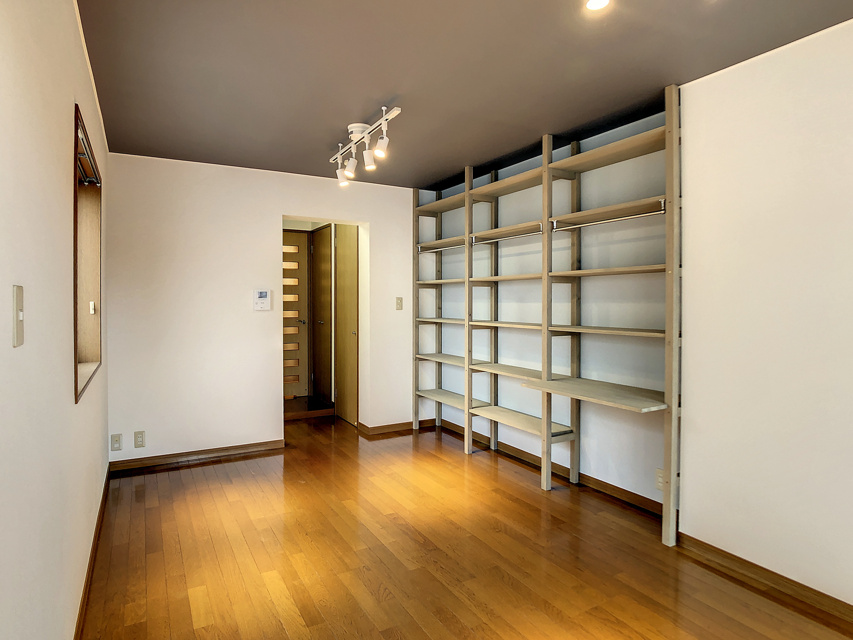 アーバン・コロニー