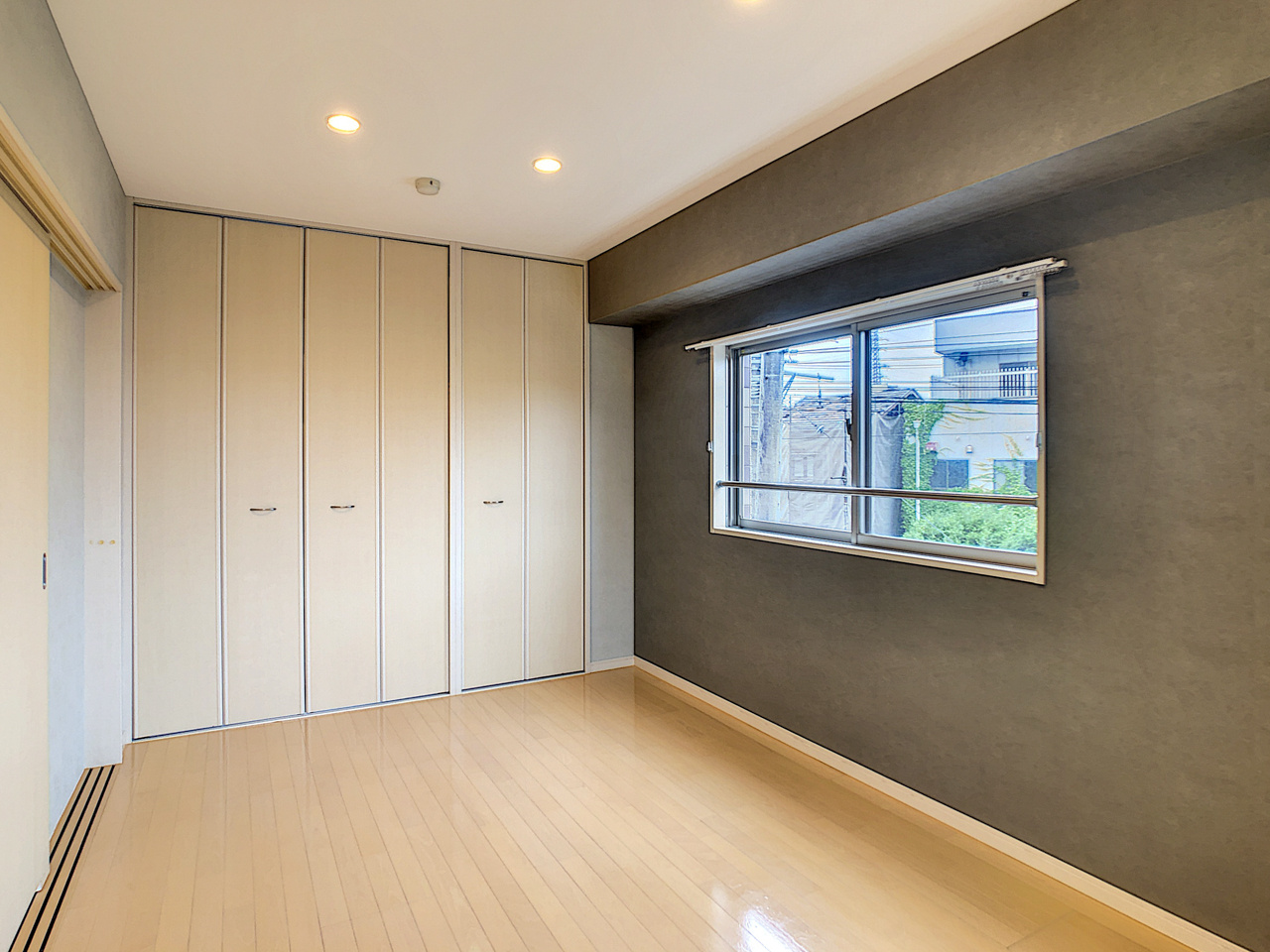 クロスピア北安江