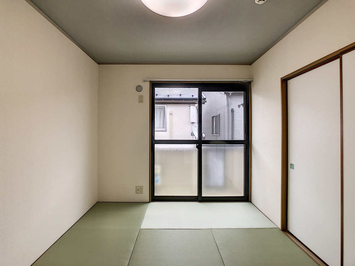 イーストビレッジ