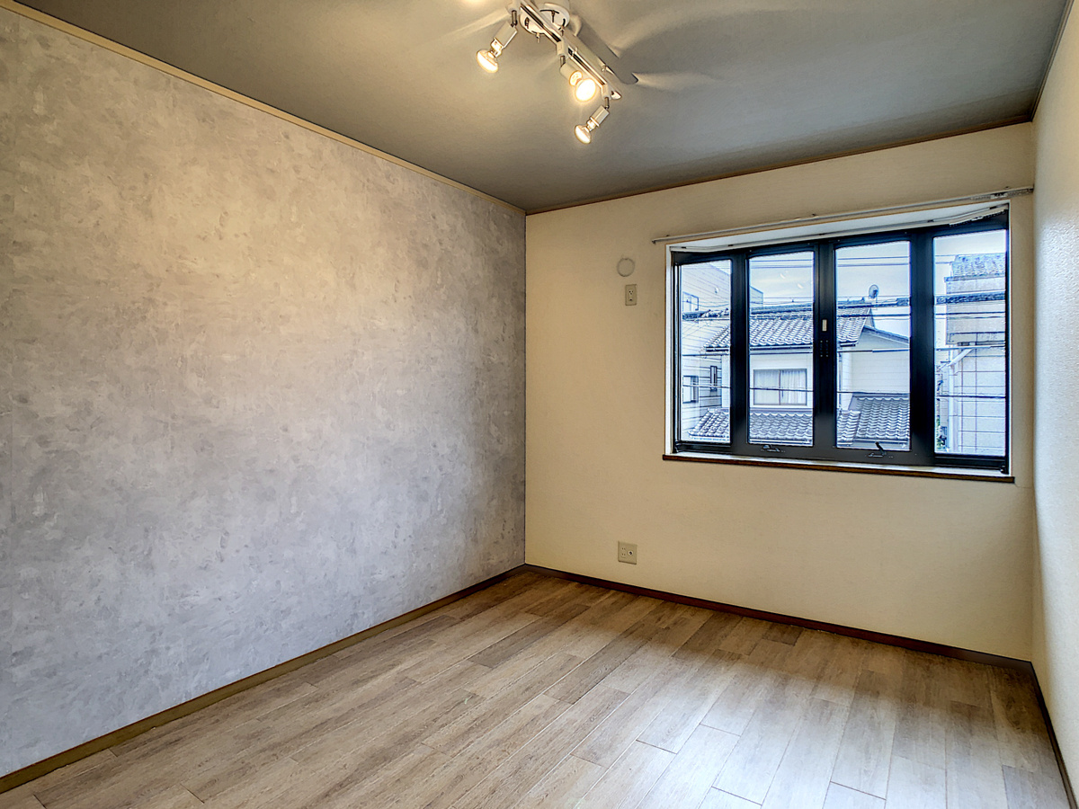 イーストビレッジ