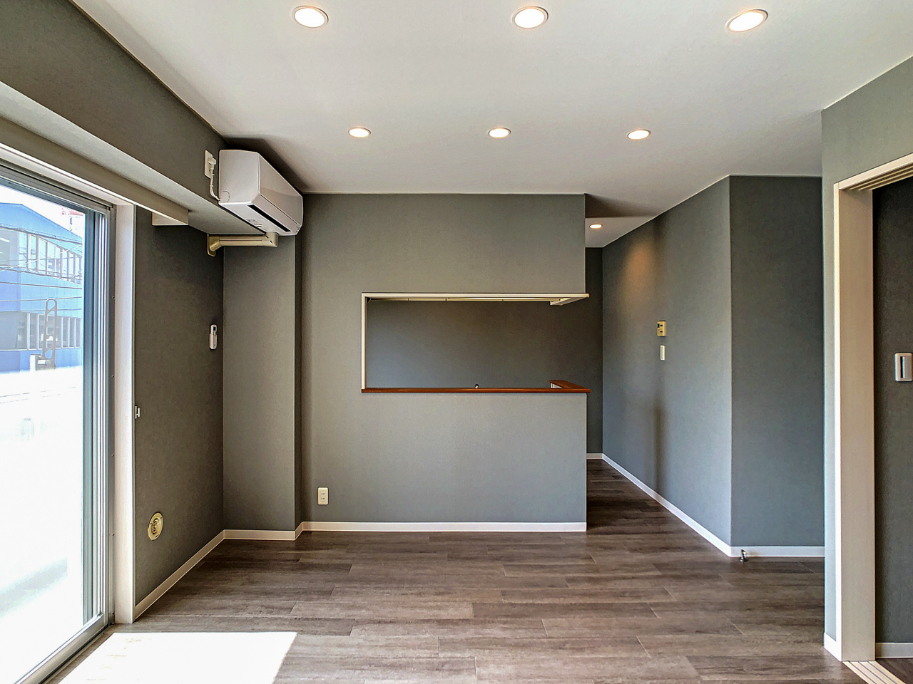 ラ・ペジブル駅西