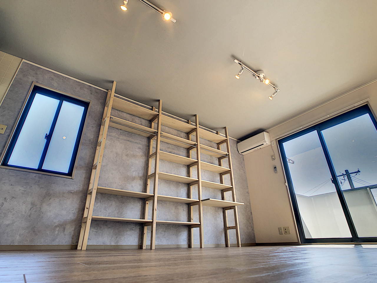 シャルマン高千穂