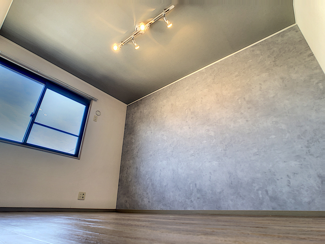 シャルマン高千穂