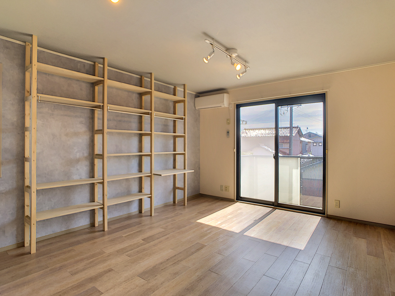 シャルマン高千穂