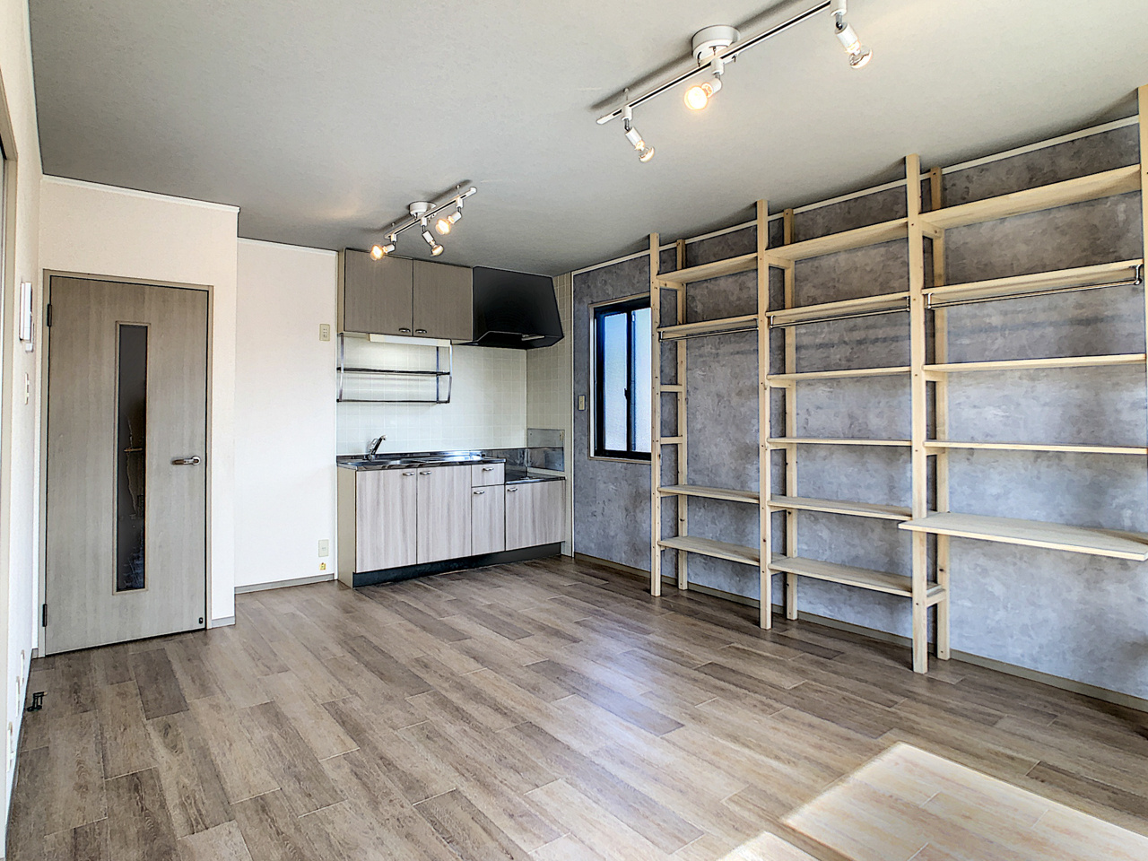 シャルマン高千穂