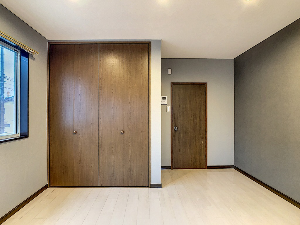 メゾン・ヌーボ出雲町No.8