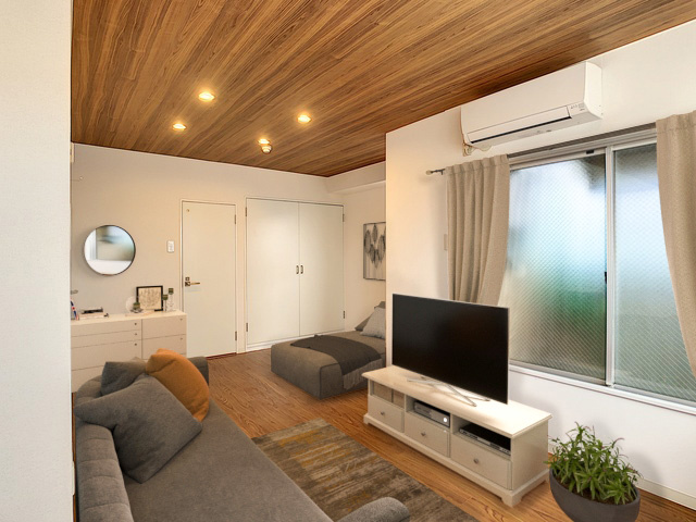 クルエボヌール駅前