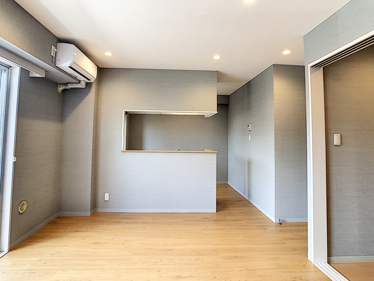 ラ・ペジブル駅西